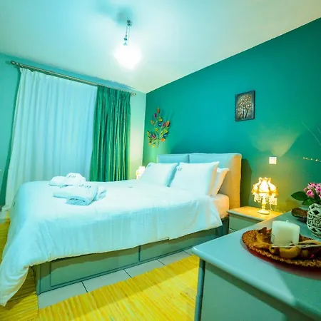 Апартаменты Eleni's Luxury